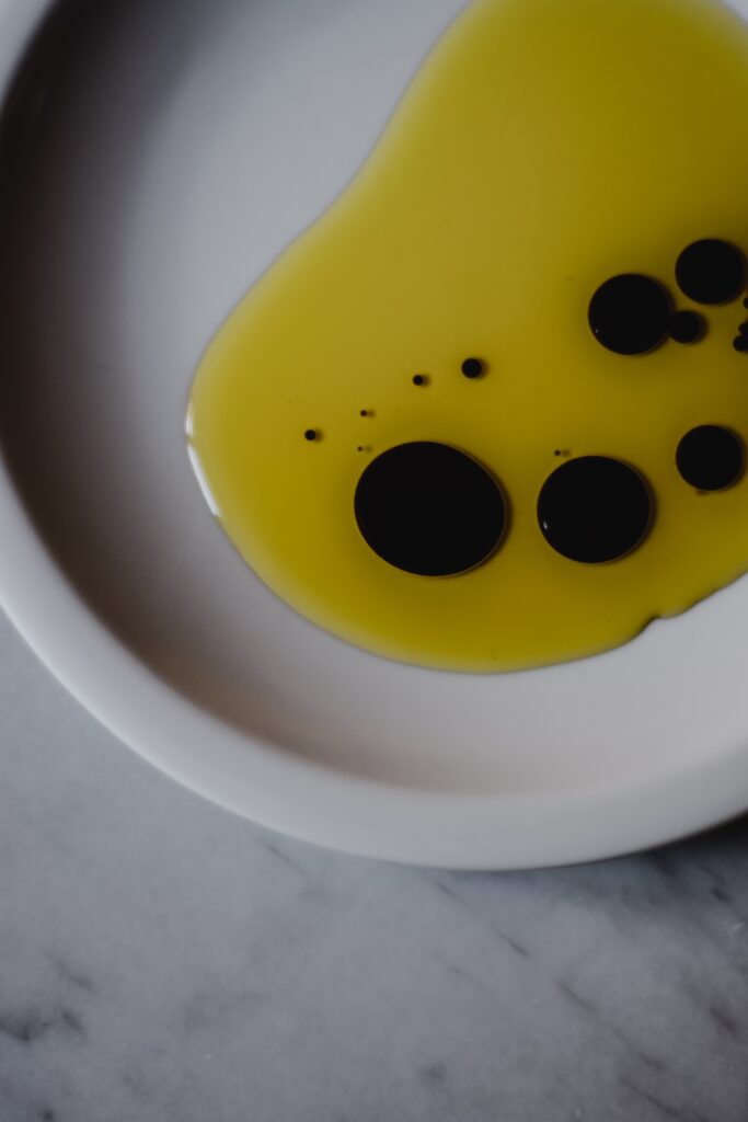 olive-oil-for-nail-fungus